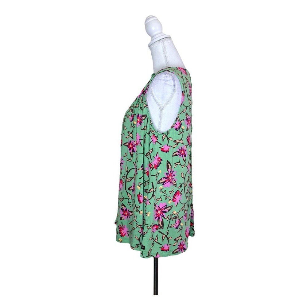 Matilda Jane Weekend Away Green Floral Print Flowy Swing Silhouette Tank Top - Picture 6 of 10